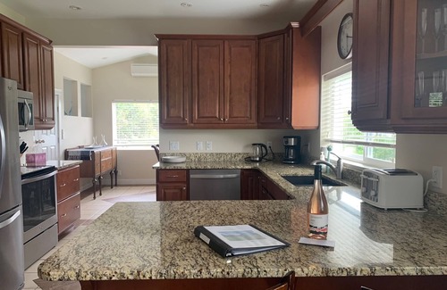 Okanagan-Similkameen Cottage | Cherry View Cottage (Approved for Short-term Rentals 2024)