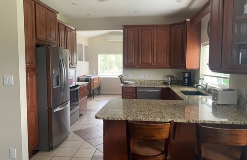 Okanagan-Similkameen Cottage | Cherry View Cottage (Approved for Short-term Rentals 2024)