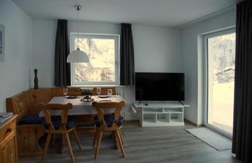 Pontresina Apartment | Chesa Clavadels