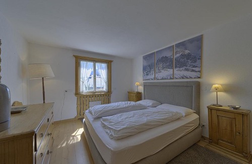 Celerina-Schlarigna Apartment | Chesa La Funtauna - Celerina