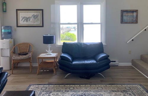Upper Fairmount House | Chesapeake Bay family retreat - crab, fish, swim, and boat. 70' Private beach