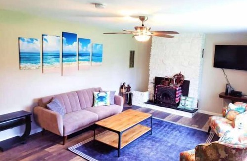 Churchton House | Chesapeake Bayside Bungalow