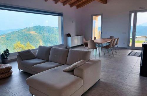 Pineto House | Chestnut Forest Retreat In The Apennines