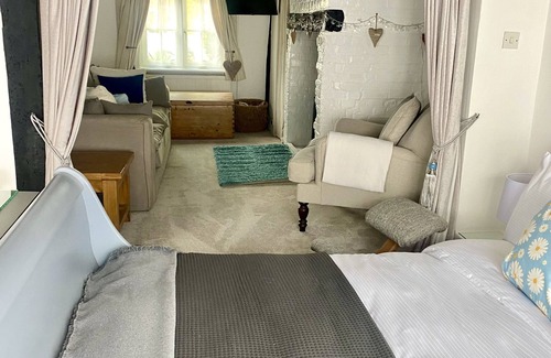 Ardingly House | Chestnut Tree