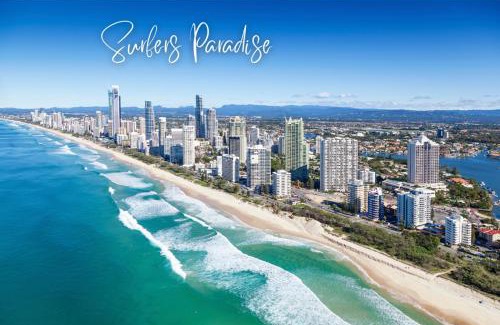 Surfers Paradise Apartment | Chevron Island Apartment - Cosy and Convenient