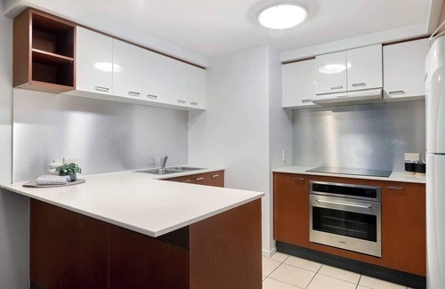 Gold Coast Apartment | Chevron Renaissance - 2 Bedroom 1 Bathroom - Ocean View
