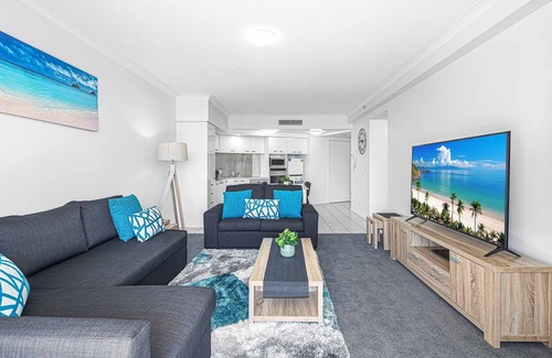 Surfers Paradise Apartment | Chevron Renaissance Ocean View