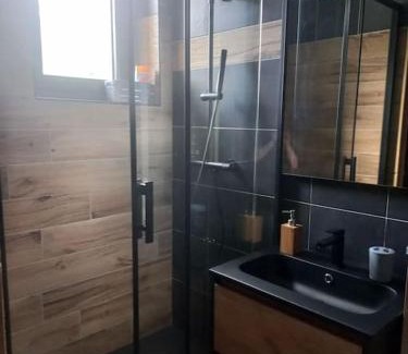 Saint-Etienne-de-Cuines Apartment | Chez Ange