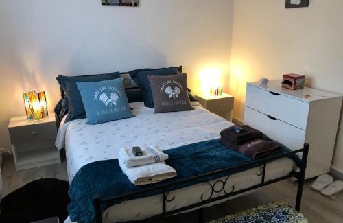 Doue-la-Fontaine Bed & Breakfast | « Chez Annie »