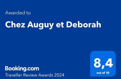 Valaar House | Chez Auguy et Deborah