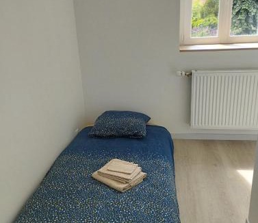 Saint-Pierre-Montlimart Apartment | Chez Coralie et Jean