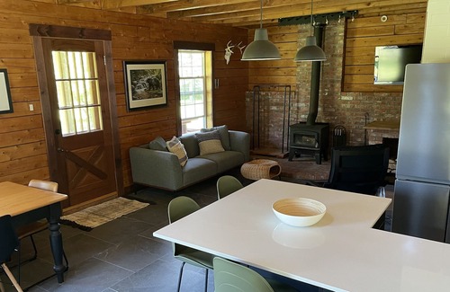 Sutton House | Chez Greeny - Greeny’s Cabin - Gem in the Eastern Townships