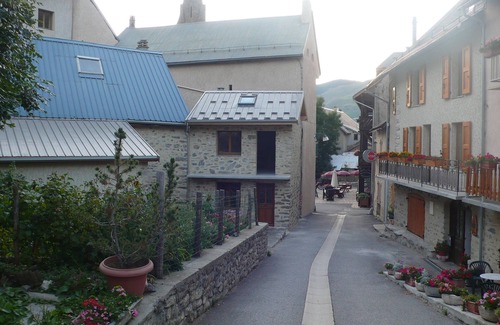 Villar-d'Arene House | Chez Jean Pierre - Charming 17th century house with 7 bedrooms