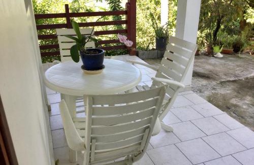 Bouillante Villa | chez Jocelyne prés des sources chaudes