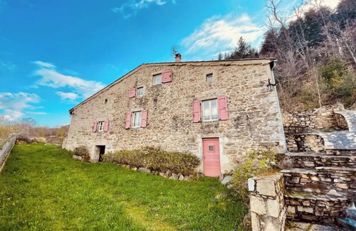 Pelussin House | Chez la Marie, Maison de Caractère et de Quiétude