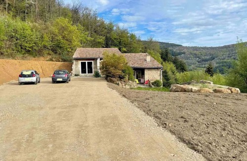 Pelussin House | Chez la Marie, Maison de Caractère et de Quiétude