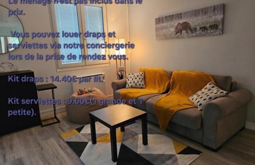Bagneres-de-Luchon Apartment | Chez Louise, Appartement T3 à deux pas du centre
