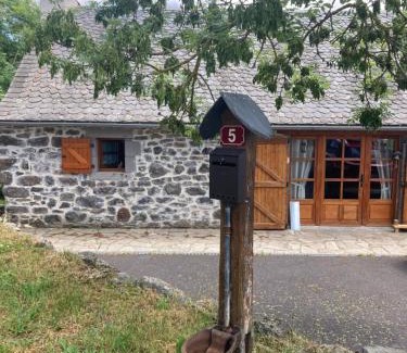 Allanche House | Chez Marie