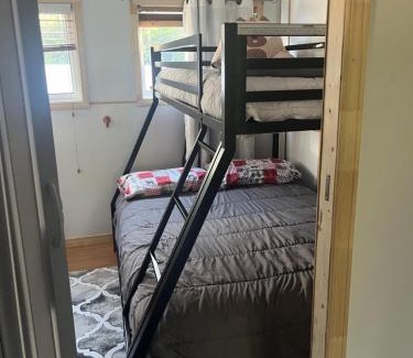 Clarke City Ski Chalet | Chez Mayan et Doly