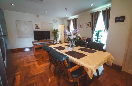 Khlong Tan Apartment | Chez Moi Bangkok Private Executive Residence Sukhumvit 26