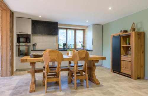Dommartin-les-Remiremont Apartment | Chez Neous
