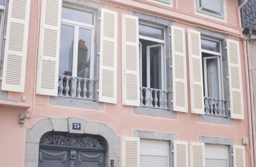Bagneres-de-Bigorre Apartment | Chez Nina number 2