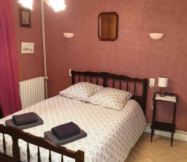Gramat Villa | Chez Papi et Mamie maison de famille à Gramat