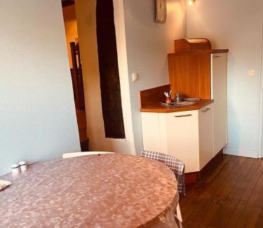 Chalvignac House | Chez Parentous Aynes 4pers, Gorges de la Dordogne