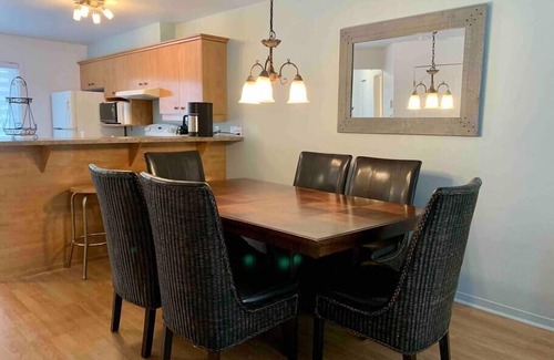 Magog Apartment | Chez Ro-Lau - Magog Club Azur