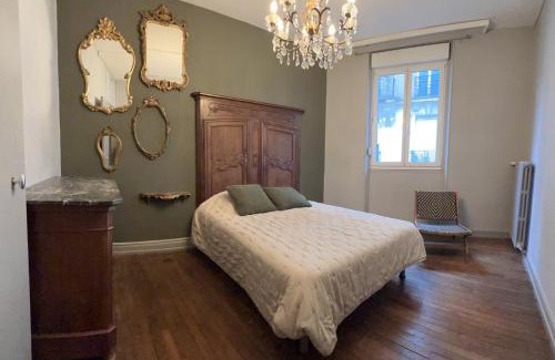 Verdun Apartment | Chez Rockette