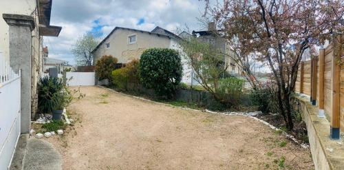 Gannat House | Chez Sir Guillaume