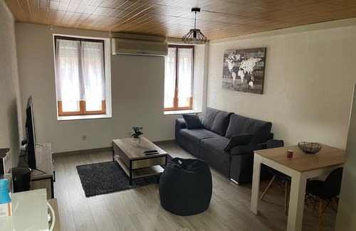 Saint-Claude Apartment | Chez tikaf