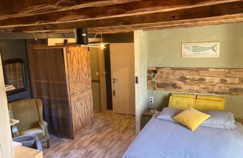 Saint-Cernin-de-Larche Bed & Breakfast | Chez Walter et Camille