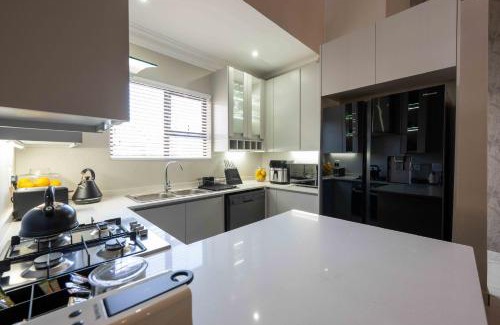 Bloemfontein Apartment | Chez Winnie , Comfort, Cozy and Styled