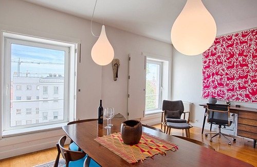 Sacramento Apartment | Chiado 1 - Carmo Square - Recently renovated apartment with great view of the River Taugus and São J