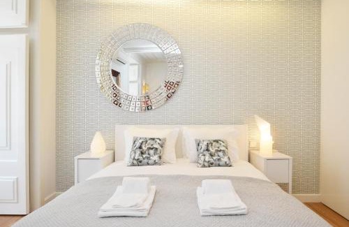 Martires Apartment | Chiado Luxury Experience - Checkinhome