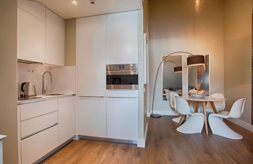 Encarnacao Apartment | Chiado Mercy Apartments | Lisbon Best Apartments