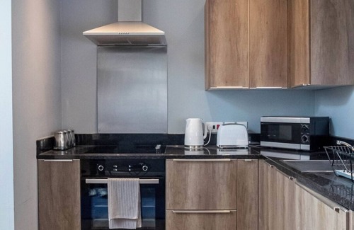 Sheffield Apartment | Chic 1-Bed in Creative Kelham Island District