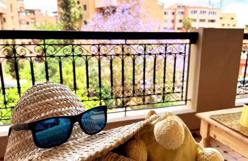 Hivernage Apartment | Chic 1-bedroom and 2 Sofa bed apartment with WiFi and AC in vibrant Marrakech .