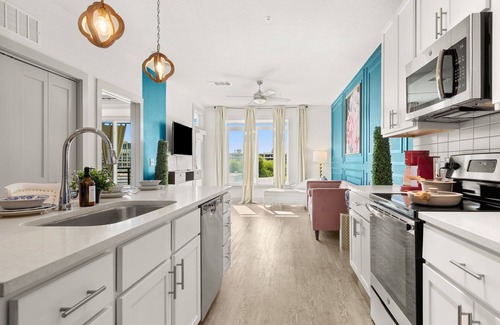 Downtown San Antonio Apartment | Chic 1-bedroom apartment in vibrant San Antonio with WiFi, fitness room