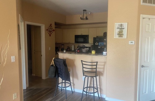 Pepper Ridge Apartment | Chic 1-bedroom apartment in fabulous Phoenix with beautiful pool and BBQs