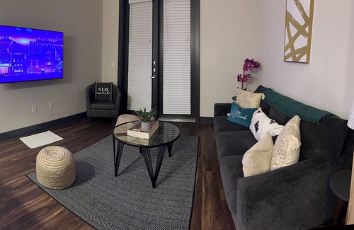 North Burnet Apartment | Chic 1-bedroom apartment with AC, WiFi in vibrant Austin