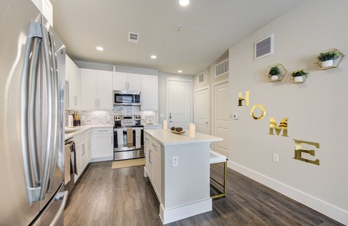 Missouri City Apartment | Chic 1-bedroom with AC and WiFi in fabulous Missouri City