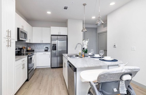 Lewisville Apartment | Chic 1BD: Pool, Gym & Efficient Workstation Area