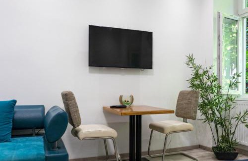 Stuwerviertel Apartment | Chic 1BR Apt Near Biggest Amusementpark of Vienna