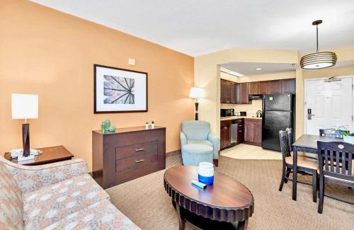 Florida Central Atlantic Coast Apartment | Chic 1BR Suite w Pool Hot Tub & BBQ Near Disney