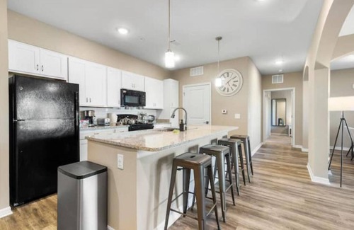Melbourne Condo | Chic 2 BD/2 BA Condo: Serene Escape in Melbourne