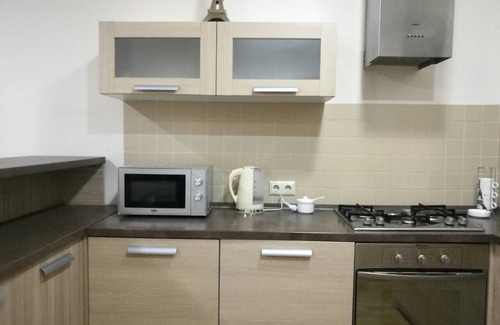 mtatsminda Apartment | Chic 2-bedroom apartment with AC, and balcony in awesome T'bilisi