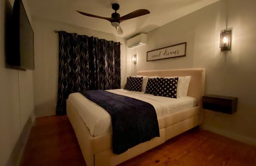 Old Town Apartment | Chic 2 Bedroom Condo 300 Steps from Duval St