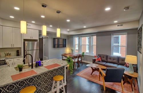 Tower Grove South Apartment | Chic 2BR Gem | TG Park | Patio+Yard+W/D+Workspace
